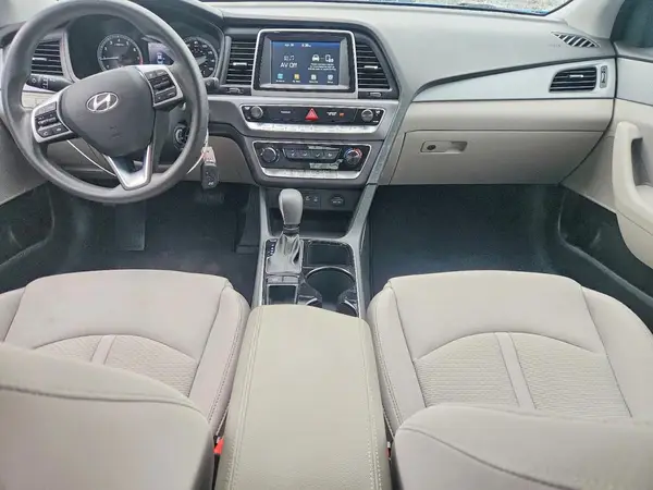 5NPE24AFXKH735083 2019 HYUNDAI SONATA - Image 8