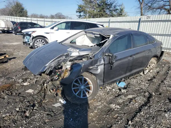 5NPE24AFXKH735567 2019 HYUNDAI SONATA - Image 1