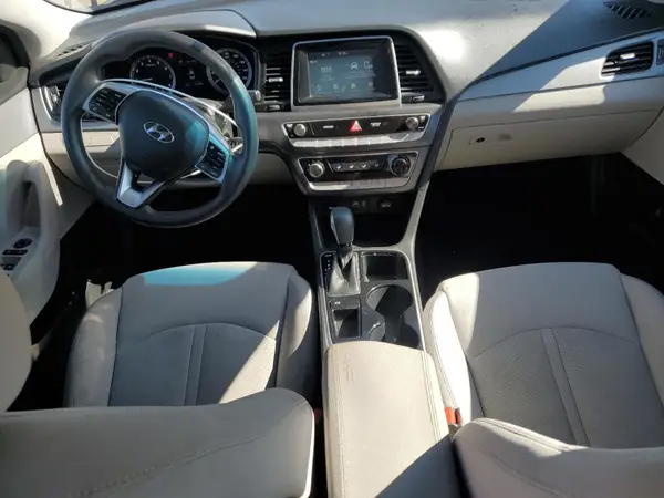 5NPE24AFXKH736976 2019 HYUNDAI SONATA - Image 8
