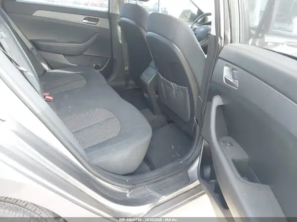 5NPE24AFXKH738761 2019 HYUNDAI SONATA - Image 8