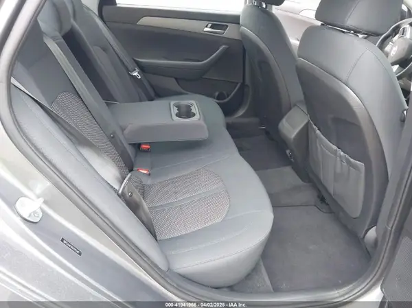 5NPE24AFXKH741546 2019 HYUNDAI SONATA - Image 8