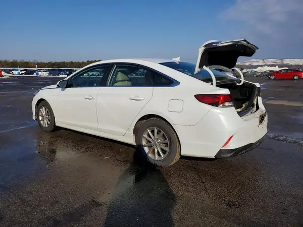 5NPE24AFXKH745130 2019 HYUNDAI SONATA - Image 2