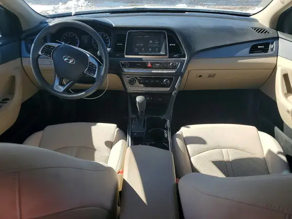5NPE24AFXKH745130 2019 HYUNDAI SONATA - Image 8