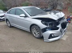 5NPE24AFXKH745144 2019 HYUNDAI SONATA