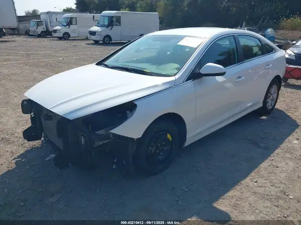 5NPE24AFXKH745595 2019 HYUNDAI SONATA - Image 2