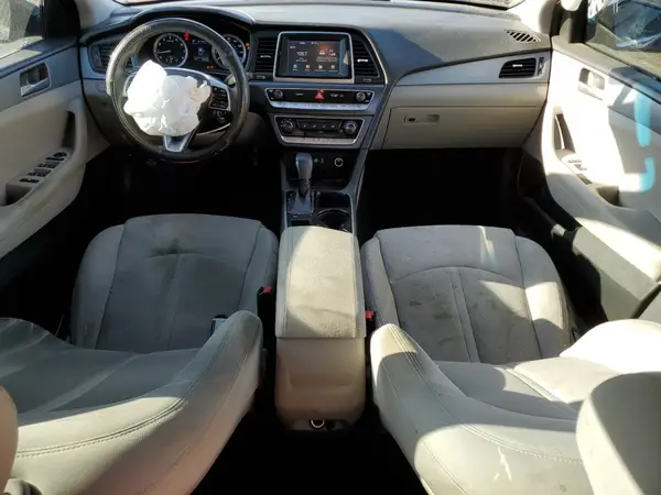 5NPE24AFXKH746164 2019 HYUNDAI SONATA - Image 8