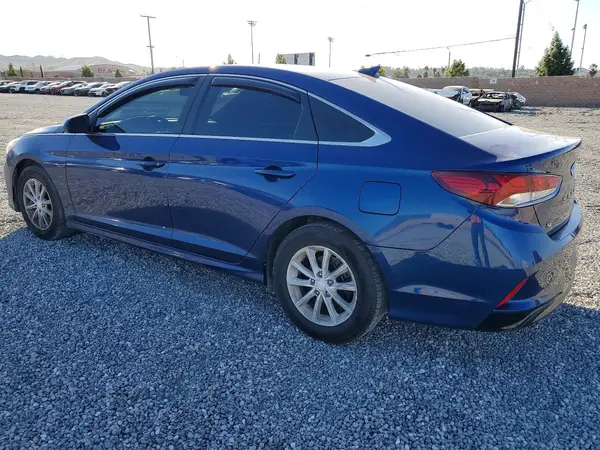 5NPE24AFXKH747167 2019 HYUNDAI SONATA - Image 2