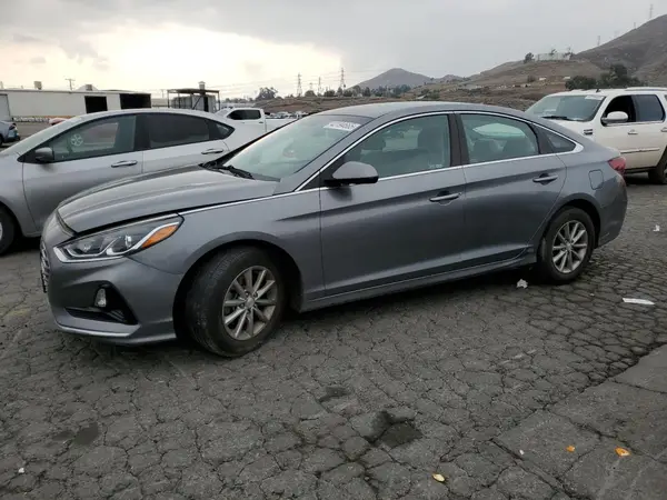 5NPE24AFXKH748190 2019 HYUNDAI SONATA - Image 1