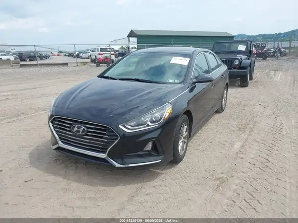 5NPE24AFXKH748724 2019 HYUNDAI SONATA - Image 2