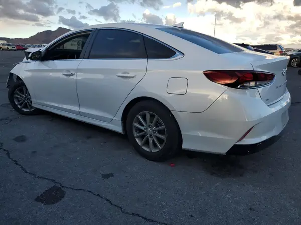 5NPE24AFXKH749338 2019 HYUNDAI SONATA - Image 2
