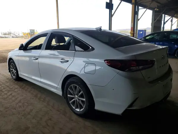 5NPE24AFXKH750053 2019 HYUNDAI SONATA - Image 2