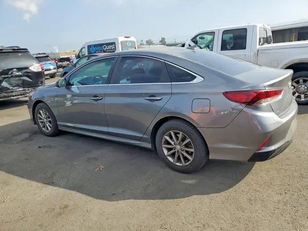 5NPE24AFXKH752420 2019 HYUNDAI SONATA - Image 2