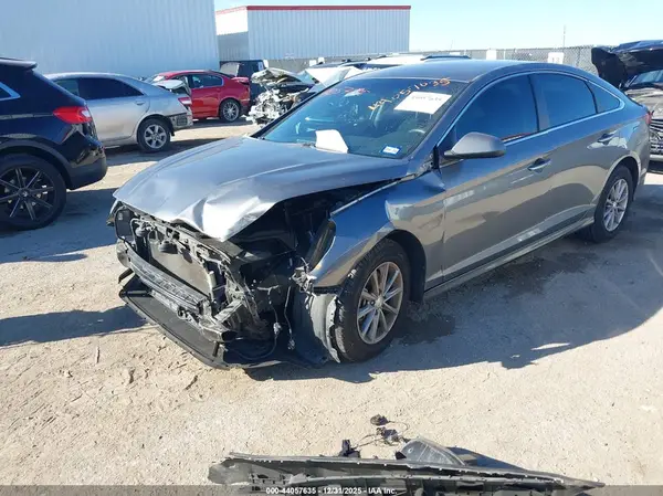 5NPE24AFXKH756631 2019 HYUNDAI SONATA - Image 2