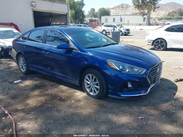 5NPE24AFXKH759769 2019 HYUNDAI SONATA - Image 1