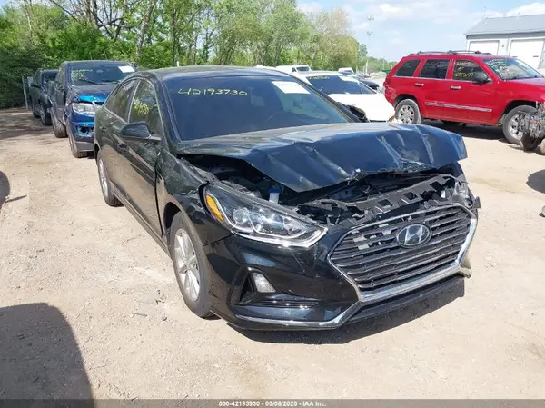 5NPE24AFXKH760243 2019 HYUNDAI SONATA - Image 1