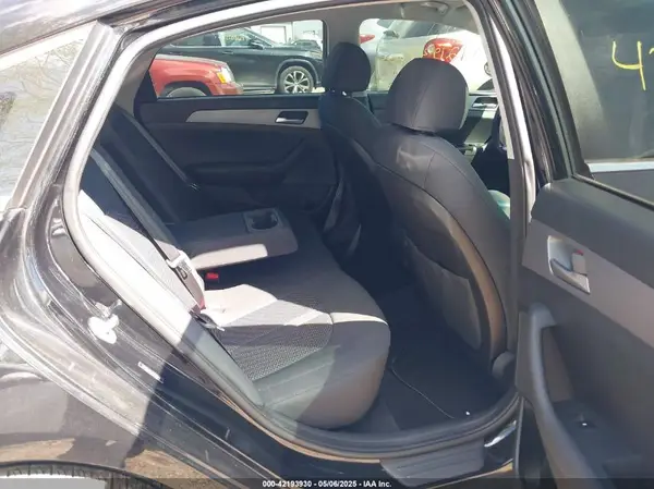 5NPE24AFXKH760243 2019 HYUNDAI SONATA - Image 8