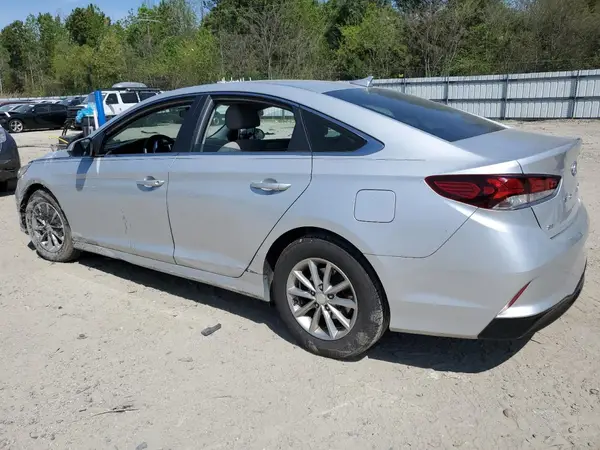 5NPE24AFXKH760968 2019 HYUNDAI SONATA - Image 2