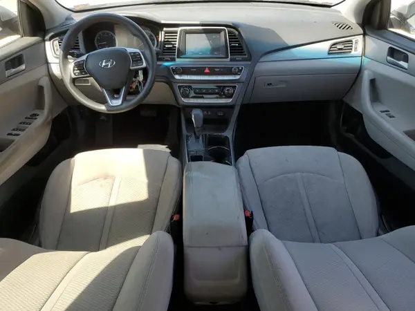5NPE24AFXKH760968 2019 HYUNDAI SONATA - Image 8