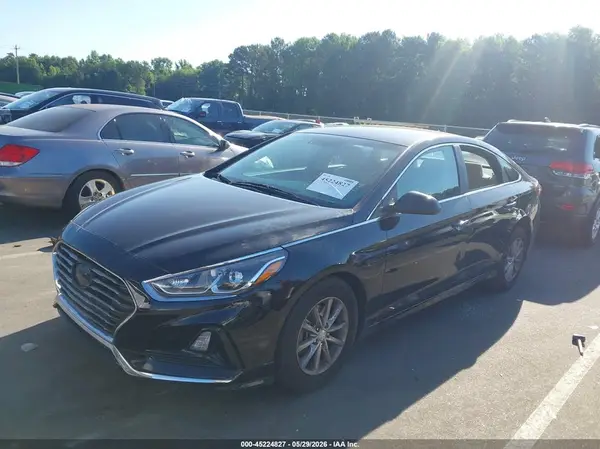 5NPE24AFXKH767127 2019 HYUNDAI SONATA - Image 2