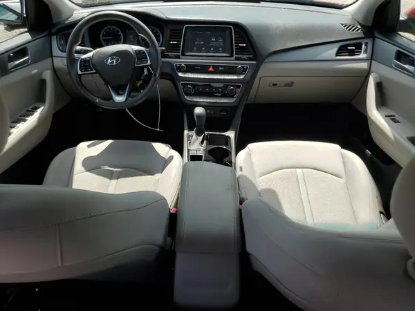 5NPE24AFXKH767189 2019 HYUNDAI SONATA - Image 8
