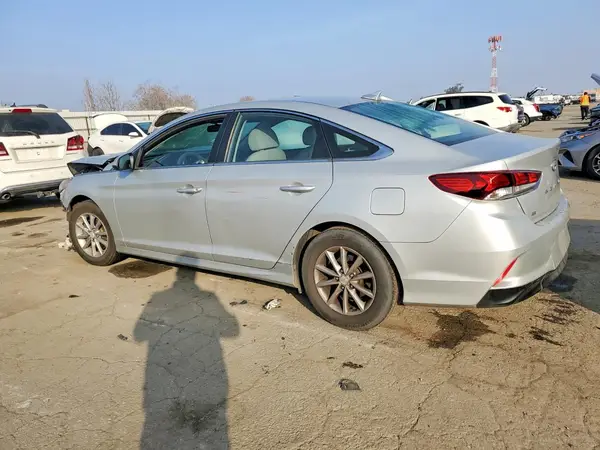 5NPE24AFXKH768861 2019 HYUNDAI SONATA - Image 2