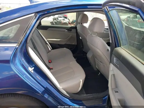 5NPE24AFXKH769752 2019 HYUNDAI SONATA - Image 8