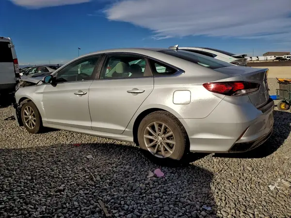 5NPE24AFXKH775972 2019 HYUNDAI SONATA - Image 2