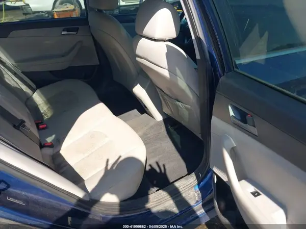 5NPE24AFXKH777107 2019 HYUNDAI SONATA - Image 8