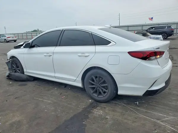5NPE24AFXKH777429 2019 HYUNDAI SONATA - Image 2