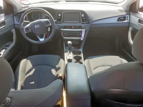 5NPE24AFXKH777463 2019 HYUNDAI SONATA - Image 8