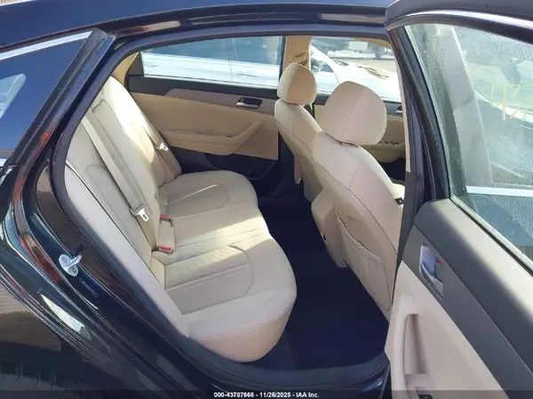 5NPE24AFXKH778323 2019 HYUNDAI SONATA - Image 8