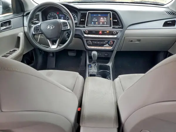 5NPE24AFXKH791198 2019 HYUNDAI SONATA - Image 8