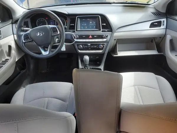5NPE24AFXKH792125 2019 HYUNDAI SONATA - Image 8