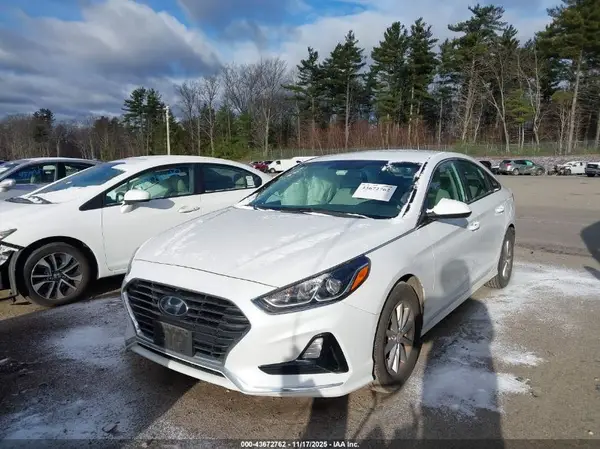 5NPE24AFXKH794554 2019 HYUNDAI SONATA - Image 2