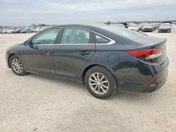 5NPE24AFXKH797681 2019 HYUNDAI SONATA - Image 2