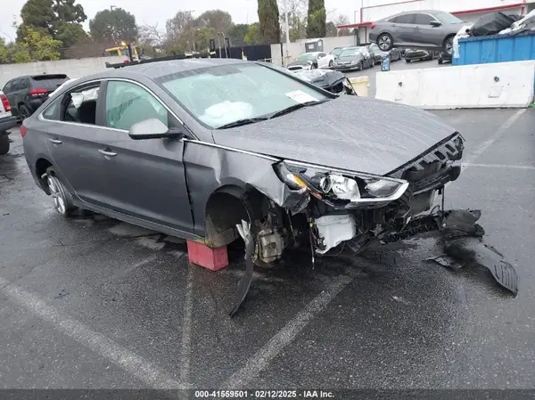 5NPE24AFXKH798295 2019 HYUNDAI SONATA - Image 1