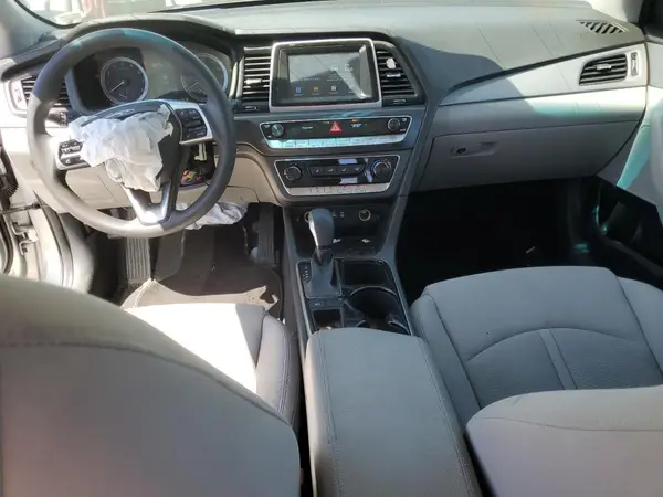 5NPE24AFXKH799639 2019 HYUNDAI SONATA - Image 8