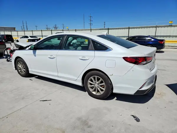 5NPE24AFXKH800496 2019 HYUNDAI SONATA - Image 2