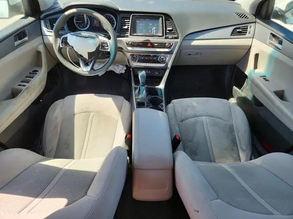 5NPE24AFXKH800496 2019 HYUNDAI SONATA - Image 8