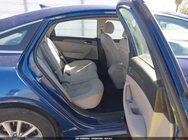5NPE24AFXKH801213 2019 HYUNDAI SONATA - Image 8