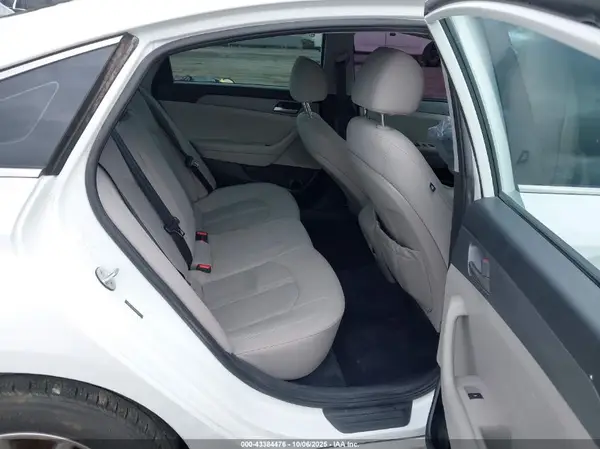 5NPE24AFXKH801535 2019 HYUNDAI SONATA - Image 8