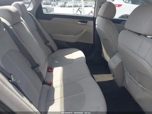 5NPE24AFXKH802331 2019 HYUNDAI SONATA - Image 8