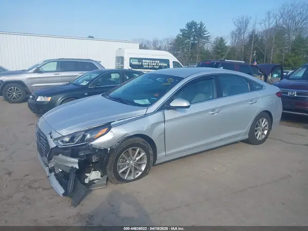 5NPE24AFXKH802491 2019 HYUNDAI SONATA - Image 2