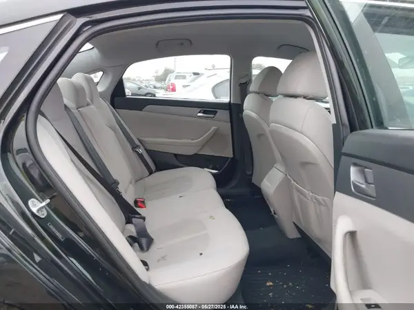 5NPE24AFXKH802555 2019 HYUNDAI SONATA - Image 8
