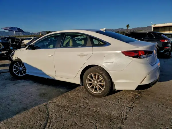 5NPE24AFXKH813930 2019 HYUNDAI SONATA - Image 2