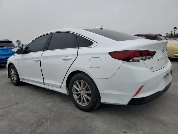 5NPE24AFXKH817699 2019 HYUNDAI SONATA - Image 2