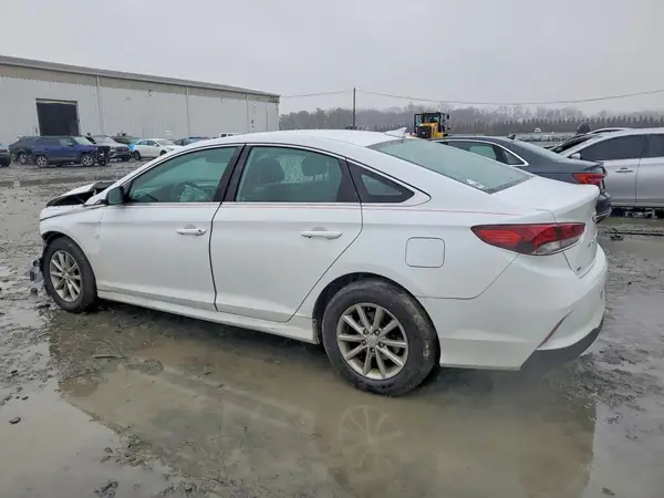 5NPE24AFXKH818044 2019 HYUNDAI SONATA - Image 2
