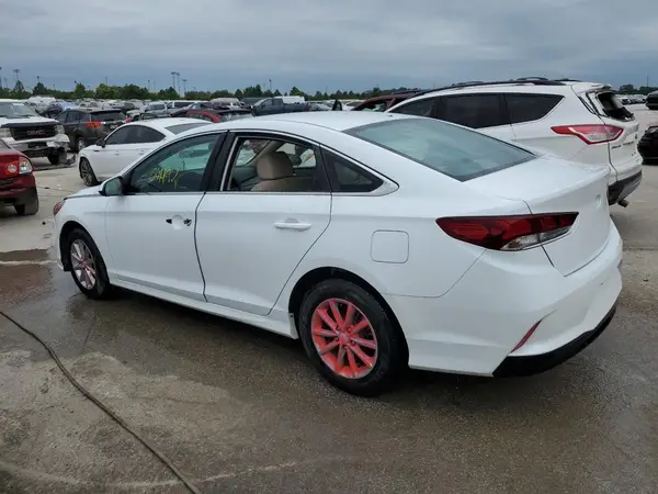 5NPE24AFXKH818917 2019 HYUNDAI SONATA - Image 2
