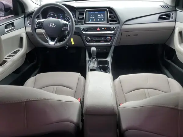 5NPE24AFXKH819422 2019 HYUNDAI SONATA - Image 8