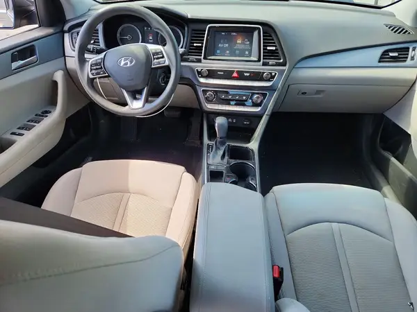 5NPE24AFXKH819601 2019 HYUNDAI SONATA - Image 8